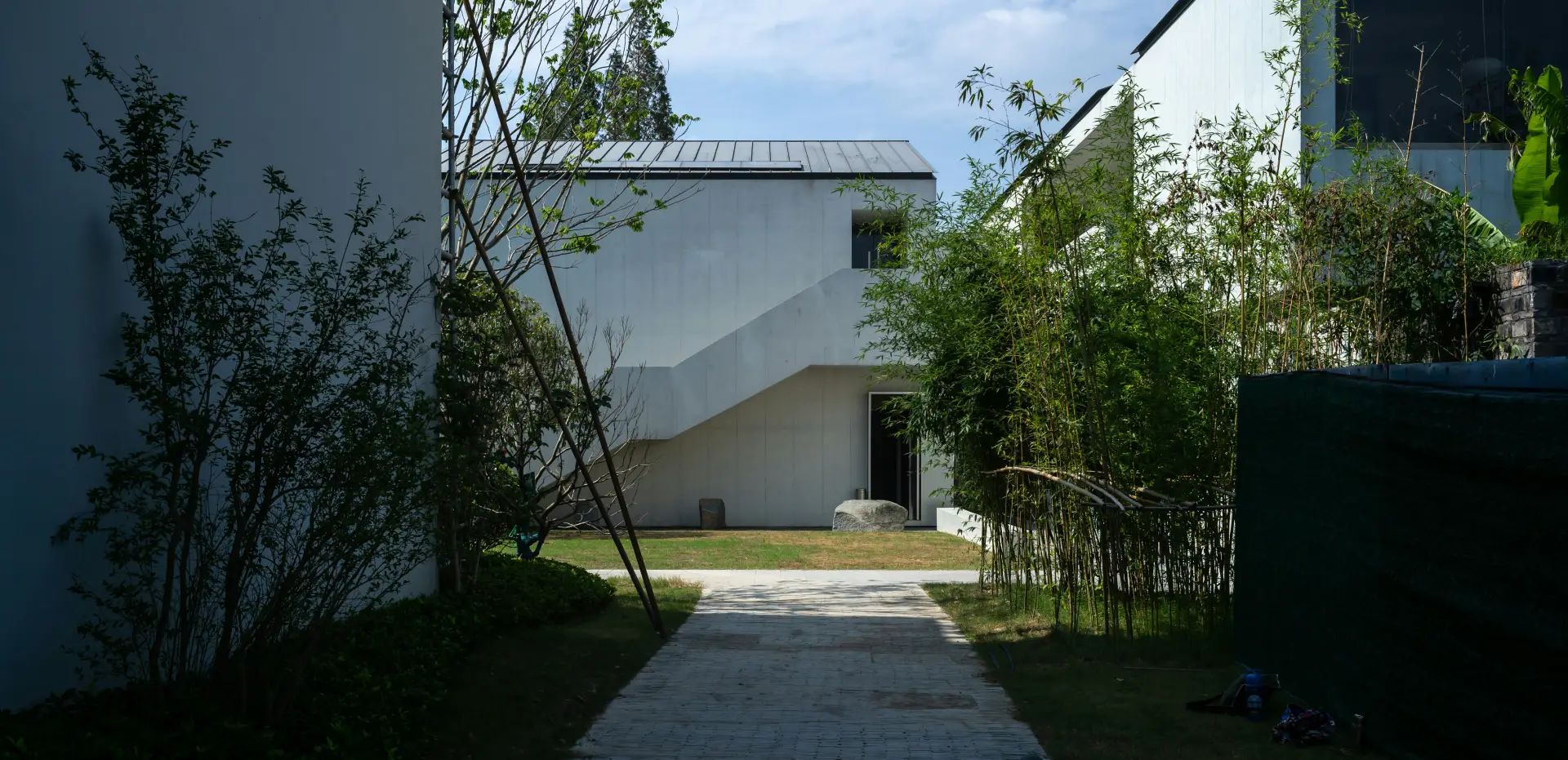 About Pozi Background